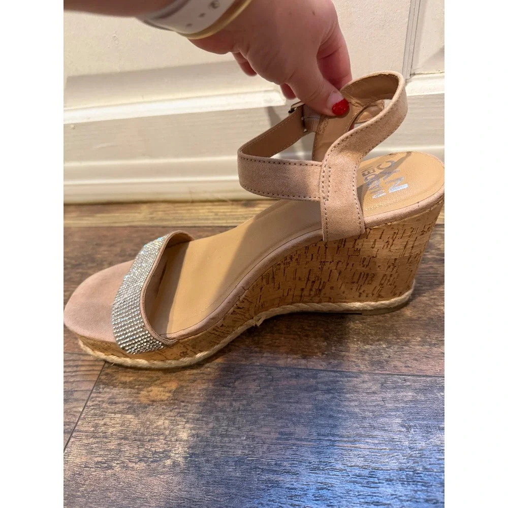 Madden NYC Womens Rhinestone Cork Wedge Sandals Nude Pink Size 10W‎ Wide